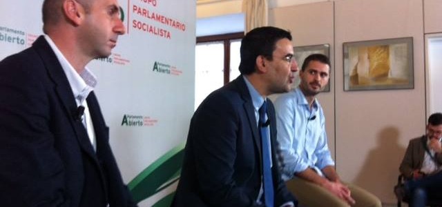 JSA se reúne con el Grupo Parlamentario Socialista