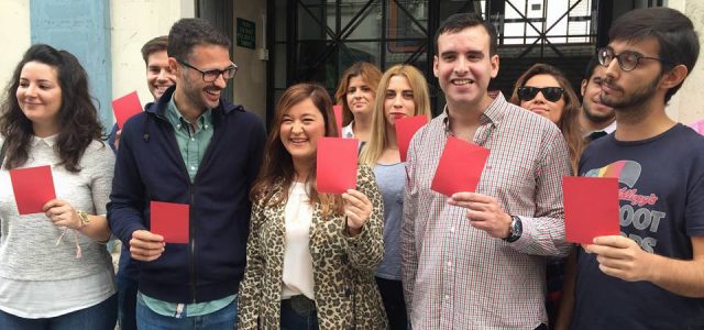 JSA presenta en Sevilla su campaña ‘Sácale tarjeta roja a las reválidas’